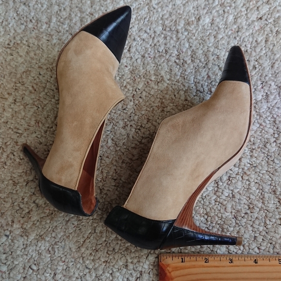 Sigerson Morrison Tan and Black booties size 5.5 - Picture 4 of 14